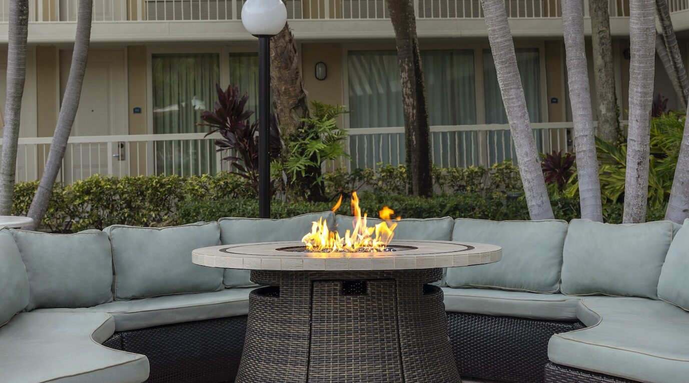 Ocean Breeze Inn Vero Fire Pit