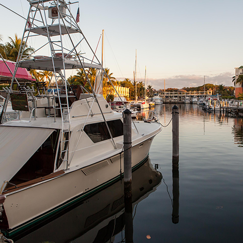 A boat docked at a dock.