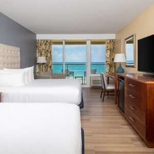 Ocean Breeze Inn Vero Two Queen Ocean Front Room